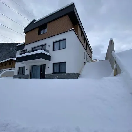Sopherl Apartment
